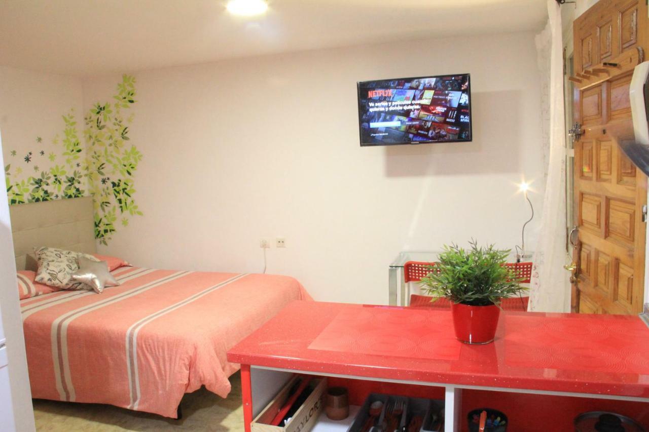 Santa Isabel Apartments, Madrid Centre Exterior photo
